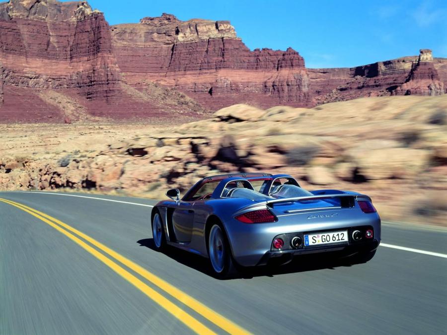  Porsche Carrera GT 2004 года  (фото 43 из 77)